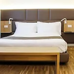 Ghv فندق كرِياتسو